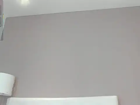 KendraChavez  online show from September 2025 09:27:02 PM