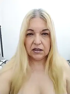 MarielaFerrer online show from December 2025 04:56:01 PM