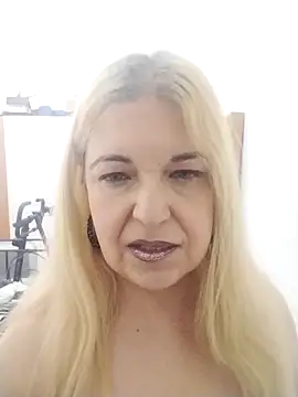 MarielaFerrer online show from December 2025 06:45:02 PM