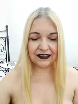 MarielaFerrer online show from December 2025 04:46:02 PM