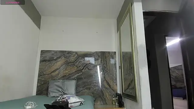 Snapshot of Kristel_05 chatting on December 2025 11:37:01 AM Kristel 05 online show from December 2025 11:37:01 AM