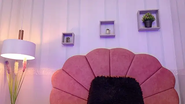 Snapshot of Conejita_420 chatting on October 2025 09:17:02 PM Conejita 420 online show from October 2025 09:17:02 PM