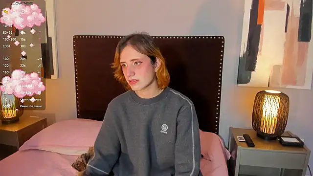 seraphine star online show from February 2026 09:44:01 PM