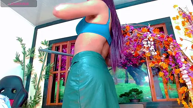 Snapshot of bayolet_ chatting on November 2025 10:25:01 AM bayolet online show from November 2025 10:25:01 AM