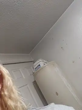 Snapshot of toomuchofafreak chatting on October 2025 05:04:01 AM toomuchofafreak online show from October 2025 05:04:01 AM