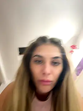 Snapshot of KaseyQuinn_ chatting on September 2025 07:26:01 PM KaseyQuinn  online show from September 2025 07:26:01 PM