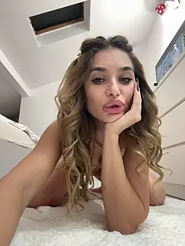 Snapshot of KaseyQuinn_ chatting on October 2025 09:56:01 PM KaseyQuinn  online show from October 2025 09:56:01 PM