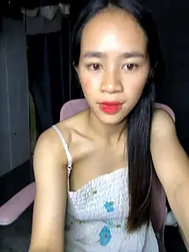 TiNa 04 online show from September 2025 10:59:01 AM