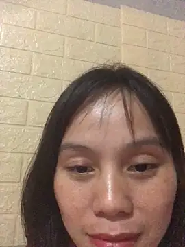 Snapshot of QuingLin chatting on September 2025 05:48:01 PM QuingLin online show from September 2025 05:48:01 PM