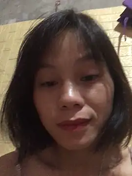 Snapshot of QuingLin chatting on October 2025 03:18:01 PM QuingLin online show from October 2025 03:18:01 PM