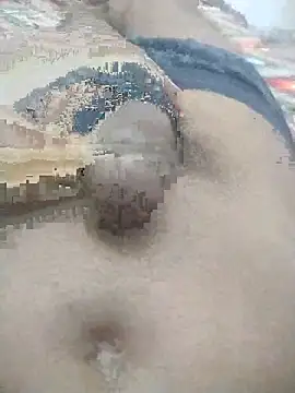 Snapshot of themasklover chatting on September 2025 05:16:02 PM themasklover online show from September 2025 05:16:02 PM