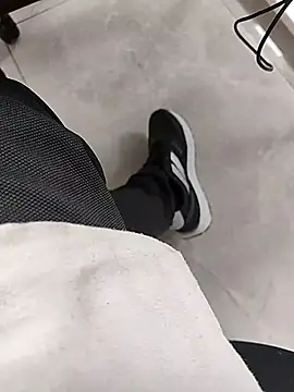 themasklover online show from April 2026 07:55:01 AM