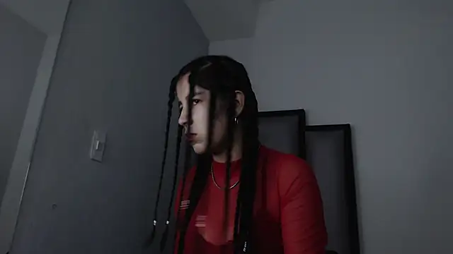 Lucy-23 online show from February 2026 05:04:01 AM