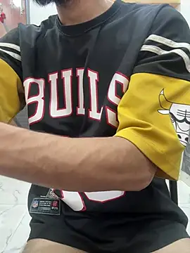 coupleyug online show from April 2026 01:41:01 PM