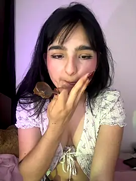 Clementyne30 online show from November 2025 10:10:02 PM