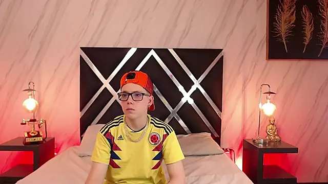 SpencerMontgomery online show from October 2025 08:29:02 PM