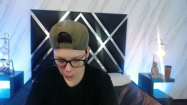 SpencerMontgomery online show from December 2025 08:05:01 PM