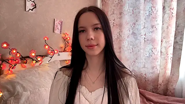 AxyKitten online show from November 2025 10:43:02 AM