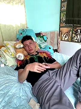 elfernh online show from December 2025 04:14:01 PM