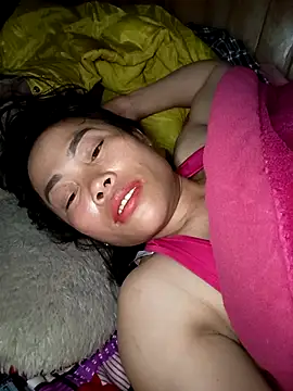 CoMay003 online show from February 2026 12:17:01 AM