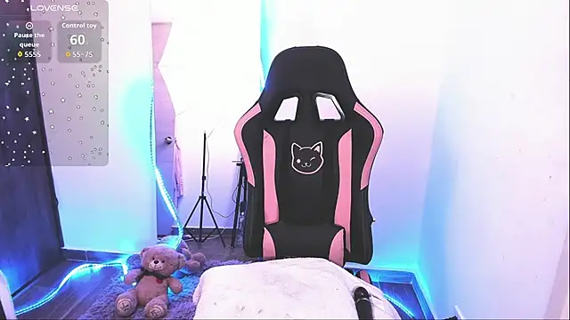 Snapshot of samiacooper25 chatting on November 2025 09:42:02 AM samiacooper25 online show from November 2025 09:42:02 AM