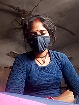 MISS-KAYA online show from November 2025 06:24:02 PM