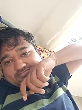 Snapshot of VadodaraBBC chatting on January 2026 07:24:02 AM VadodaraBBC online show from January 2026 07:24:02 AM