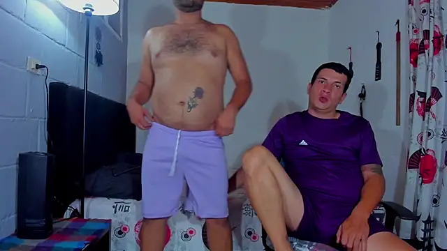 Snapshot of DuoPerverxs chatting on November 2025 04:15:01 AM DuoPerverxs online show from November 2025 04:15:01 AM