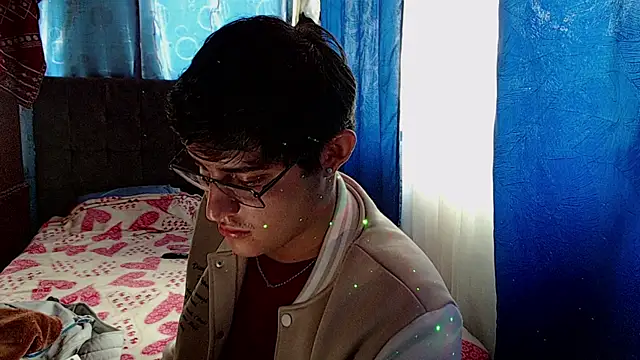 yesitwink  online show from January 2026 06:54:02 PM