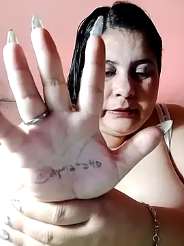 Ayma1983 online show from November 2025 11:10:01 AM