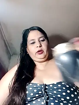 Ayma1983 online show from November 2025 12:05:01 AM