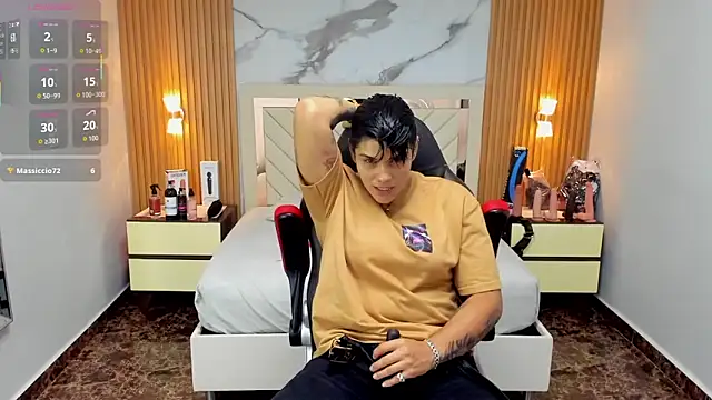 KAROLLJONES1 online show from September 2025 07:35:01 PM