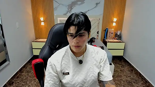 KAROLLJONES1 online show from January 2026 07:28:02 PM