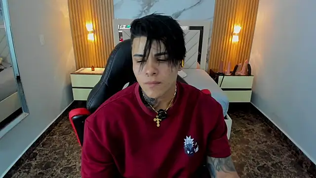 KAROLLJONES1 online show from June 2026 07:26:02 PM