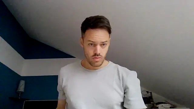 Snapshot of bigcockjohnxxxxx chatting on October 2025 07:51:01 AM bigcockjohnxxxxx online show from October 2025 07:51:01 AM