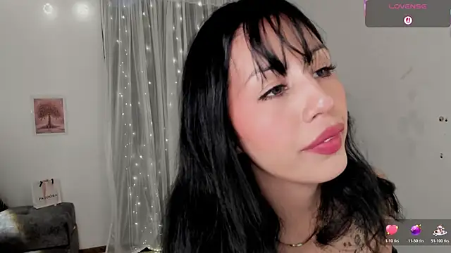 Snapshot of Miss_Charlottet chatting on November 2025 08:08:01 PM Miss Charlottet online show from November 2025 08:08:01 PM