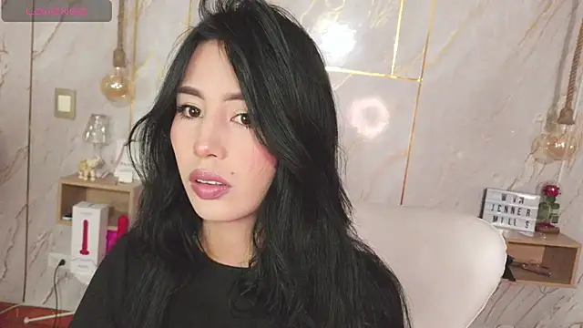 Miss Charlottet online show from March 2026 10:46:01 PM