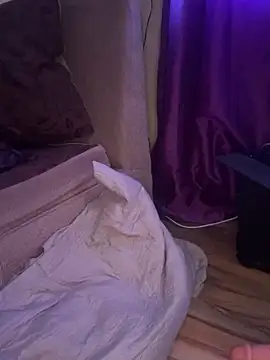 Snapshot of princesaliay chatting on October 2025 01:20:01 PM princesaliay online show from October 2025 01:20:01 PM