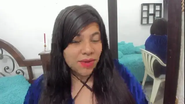 ALMAWHITE online show from October 2025 09:00:02 PM