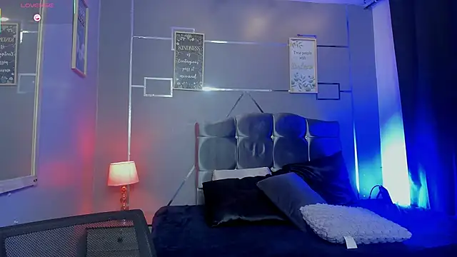 Room 69x online show from October 2025 03:20:01 AM