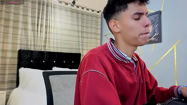 Room 69x online show from November 2025 02:50:01 AM