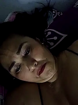 linda luna29 online show from November 2025 04:47:01 AM