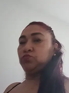 linda luna29 online show from May 2026 08:47:01 PM