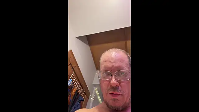 Pussyismyfavoritetaste online show from December 2025 12:52:02 AM