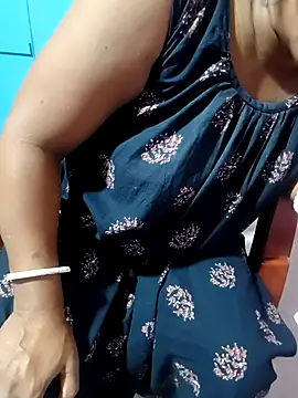 Snapshot of Cute-Swewty chatting on October 2025 02:07:02 PM Cute-Swewty online show from October 2025 02:07:02 PM