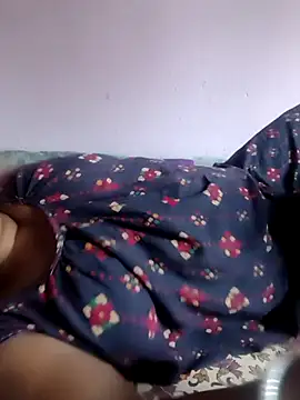 Snapshot of Cute-Swewty chatting on October 2025 10:41:02 AM Cute-Swewty online show from October 2025 10:41:02 AM