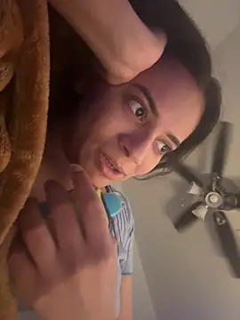 Snapshot of vixxnovalee chatting on November 2025 02:11:01 AM vixxnovalee online show from November 2025 02:11:01 AM