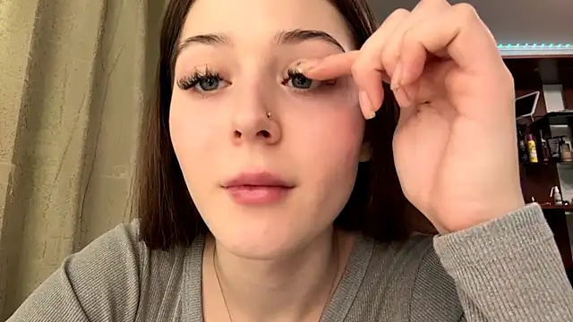 Snapshot of Adel_strongwoman chatting on January 2026 05:17:02 PM Adel strongwoman online show from January 2026 05:17:02 PM