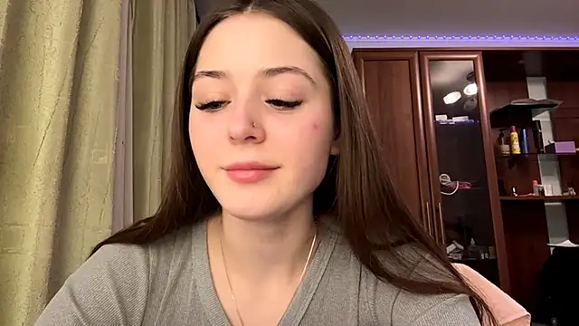 Snapshot of Adel_strongwoman chatting on February 2026 06:14:01 PM Adel strongwoman online show from February 2026 06:14:01 PM