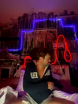 3615-ULLA online show from October 2025 05:55:02 AM